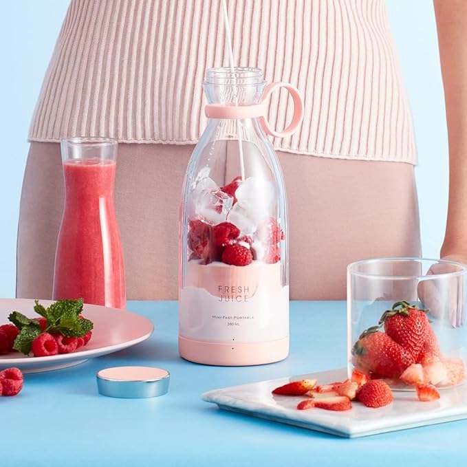 Fresh Juice Portable Blender for Smoothies or Shakes, Wireless USB Rechargeable