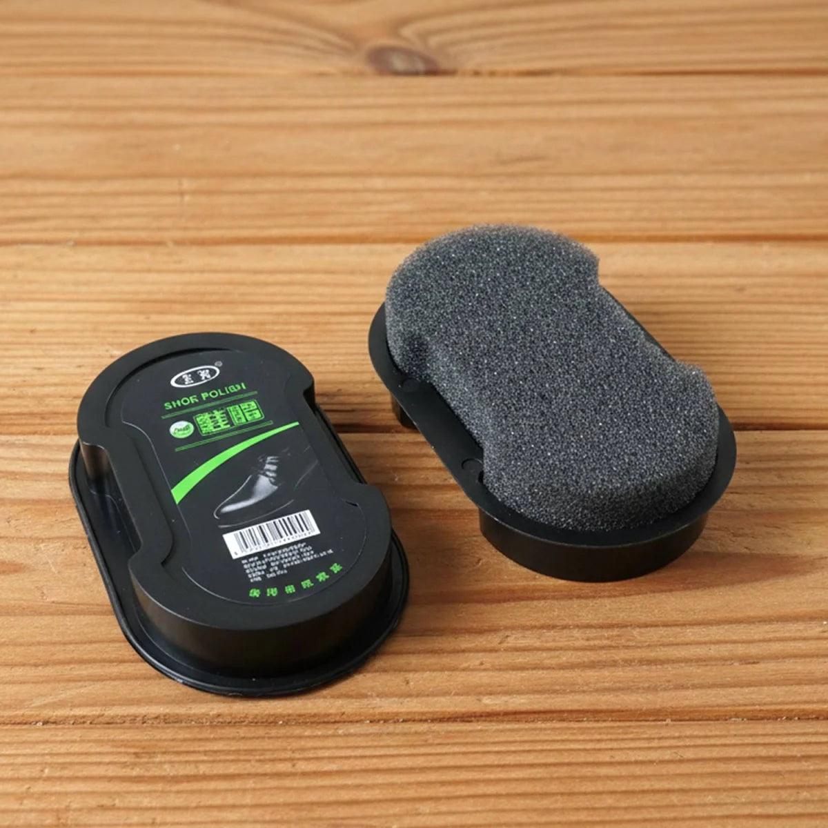 Double-sided instant shoe polish sponge
